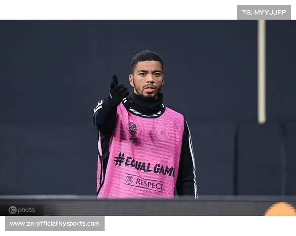 莱比锡后卫亨里希斯跟腱断裂,长期缺阵